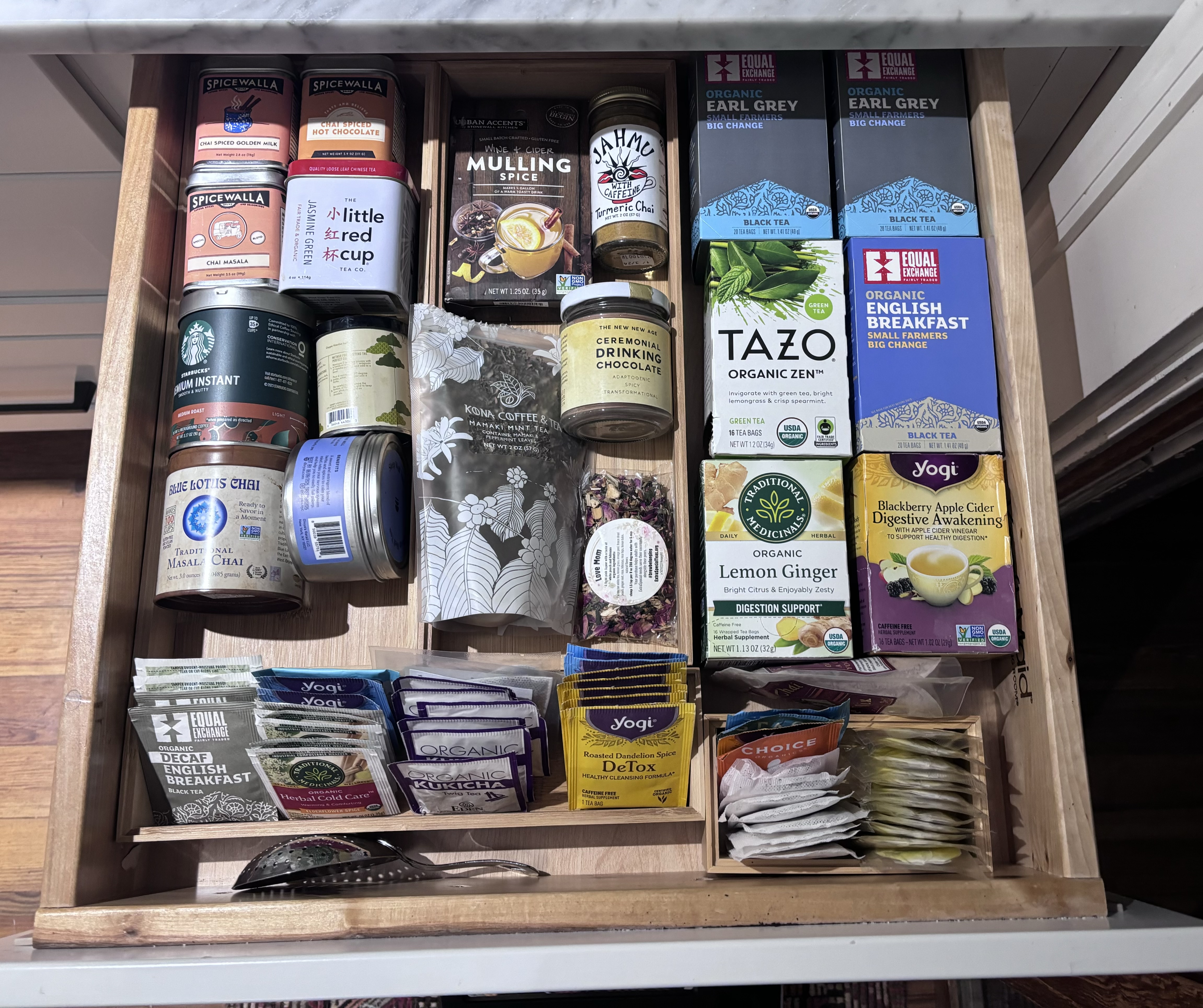 After: organized kitchen drawer
